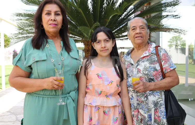 En espera del pequeño Rafael