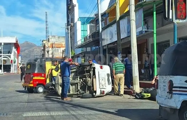 Encontronazo salda con cuatro lesionados