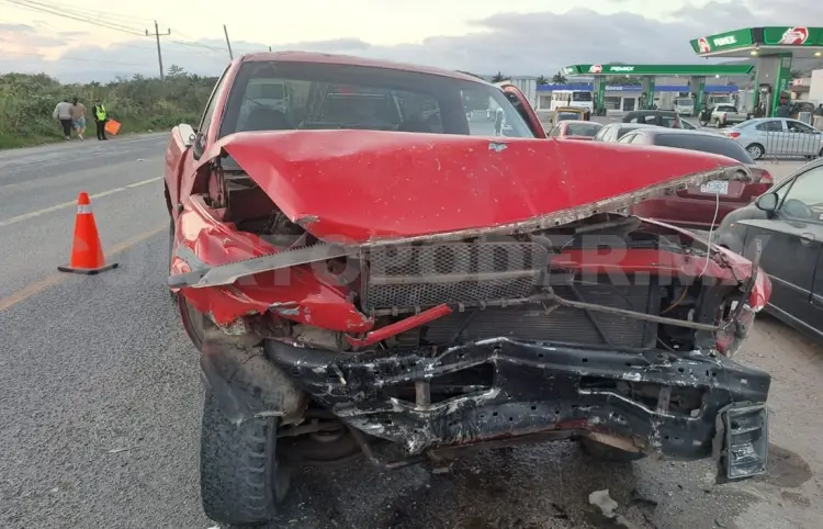 Choque frontal deja con lesión interna a un hombre