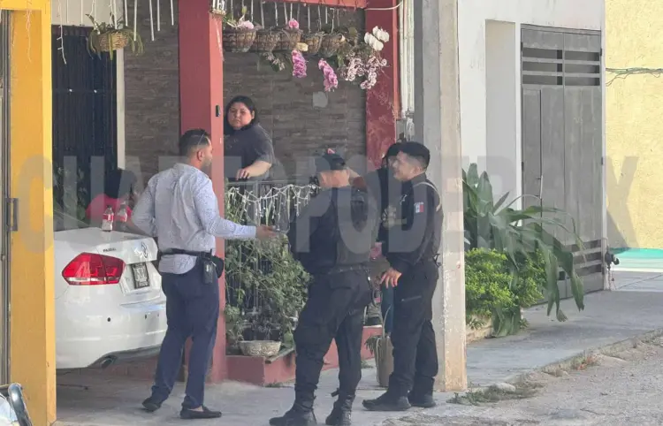 Atracan una casa y amarran a la familia