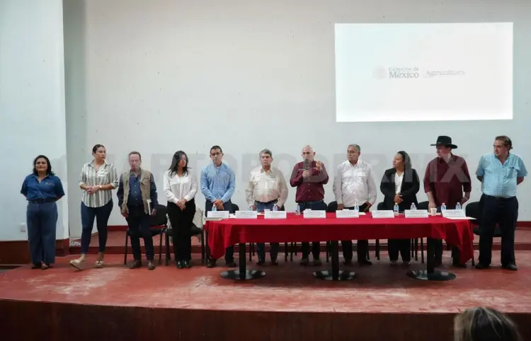 Realizan primera reunión de las Escuelas de Campo