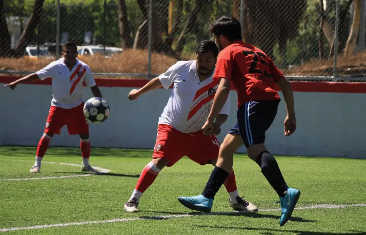 Lobos FC, con pie y medio en la gran final 