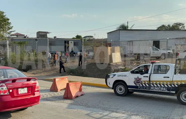 Asaltan a constructora; 380 mil pesos, el botín