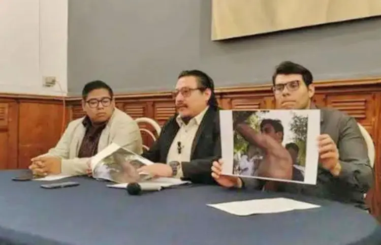 Exalumnos de BUAP piden a FGR reabrir caso