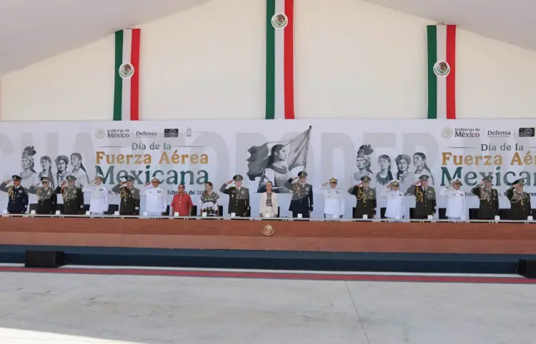 Conmemoran 110 aniversario de la Fuerza Aérea Mexicana