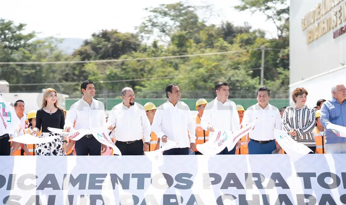 Eduardo Ramírez inicia abasto de medicamentos