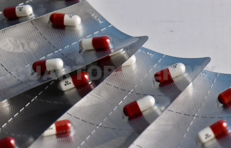 Alertan por falsificación de medicamentos