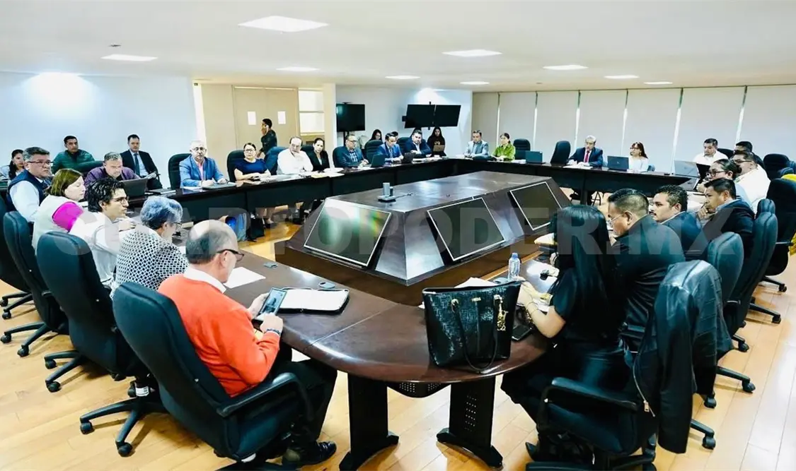 Prometen resolver el desabasto de medicinas