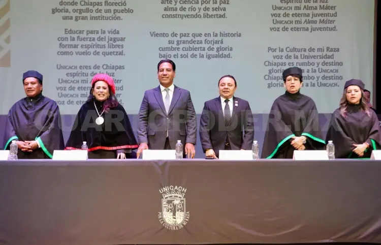 Atestigua Eduardo Ramírez investidura de arqueóloga