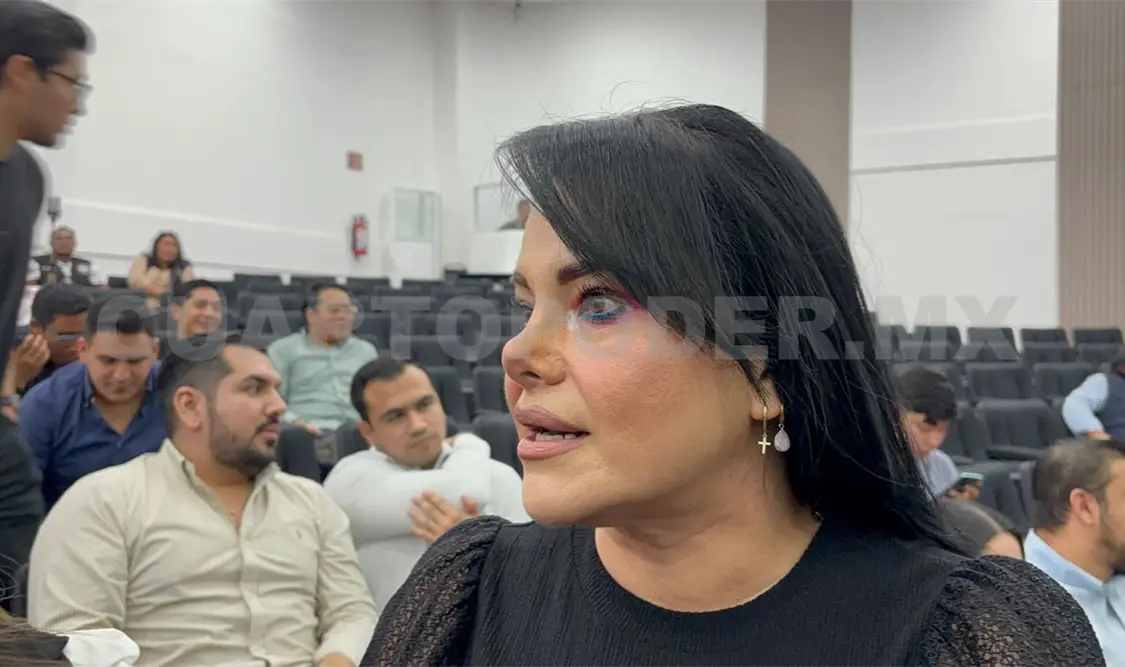 Podrían indagar a funcionarios por publicidad en puentes