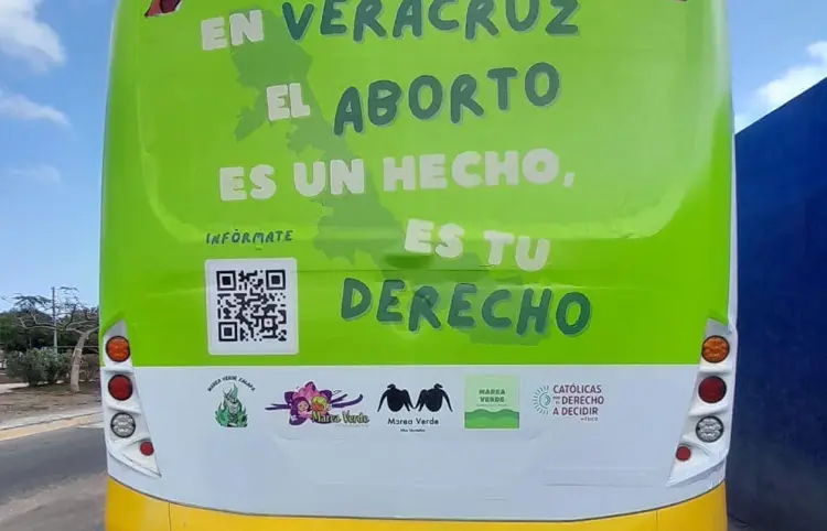 Divulgan en autobuses campaña sobre aborto seguro