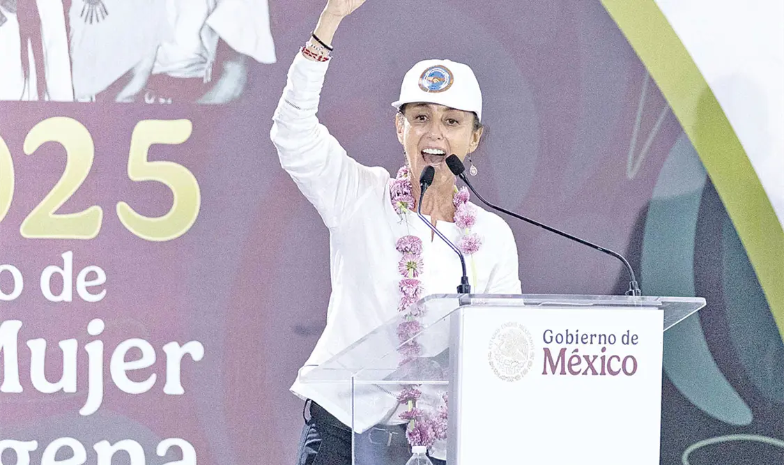 Sheinbaum informó que acudió a un asamblea de la secundaria General José María Mata en Martínez de la Torre. Cortesía