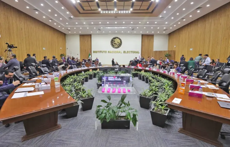 Proponen recibir oficialmente listas de candidaturas
