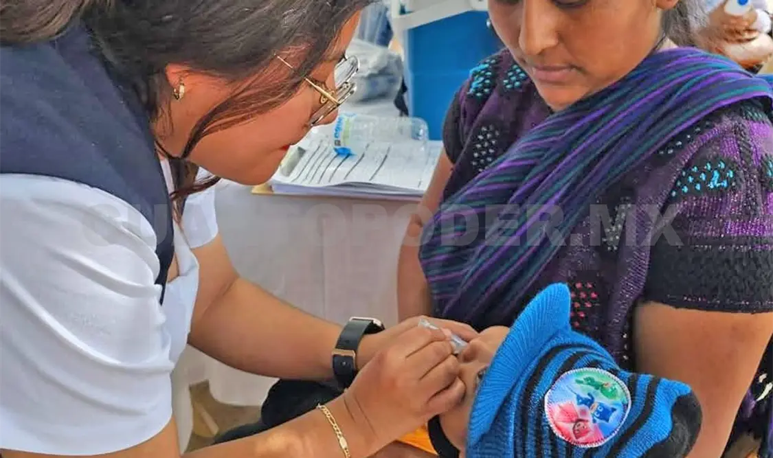 La Feria de Salud fue llevada por las autoridades estatales para brindar servicios básicos a la población. Cortesía