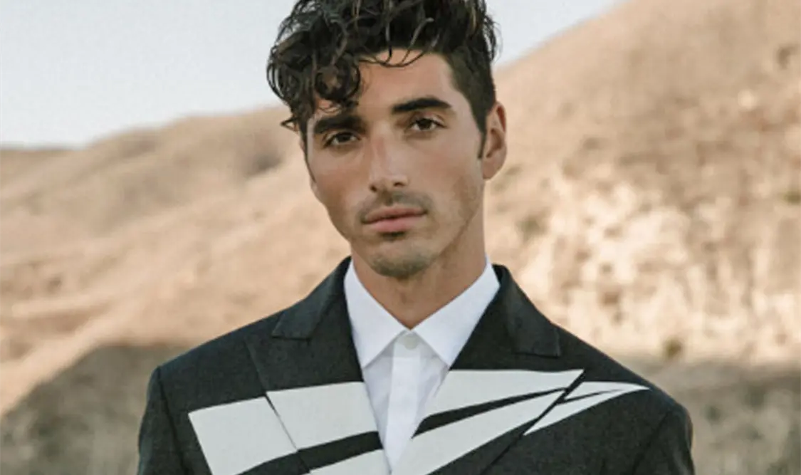 Taylor Zakhar Pérez