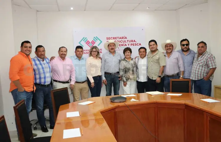 Buscan fortalecer el desarrollo económico de productores