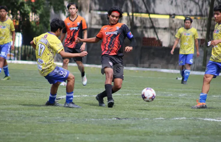 Lechuzas saca la garra en el duelo