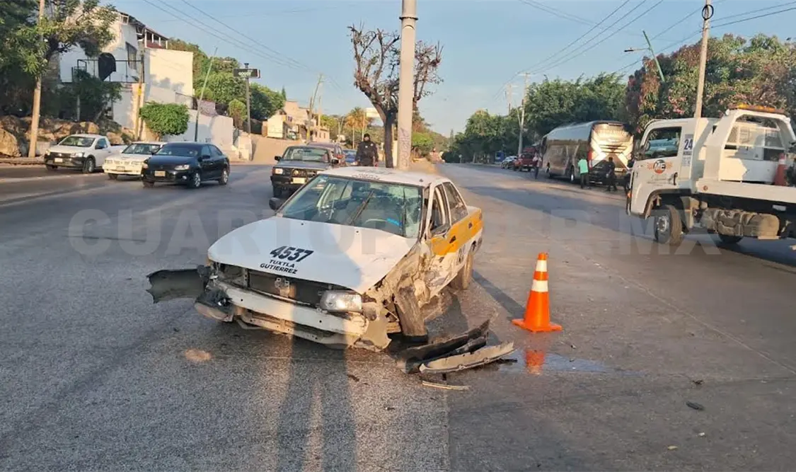 Colisión múltiple salda con 6 heridos