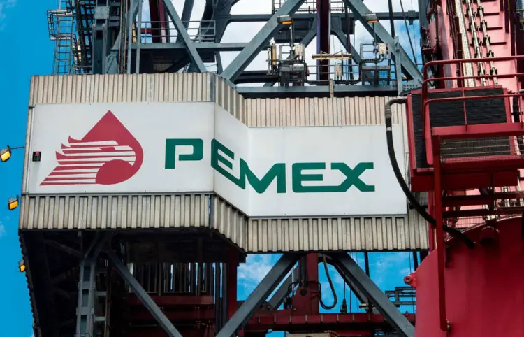 Proveedores de Pemex amagan con protestas por deuda