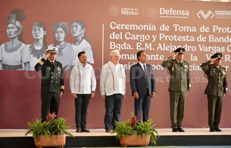 Asiste Mario Guillén a ceremonia en séptima Región Militar
