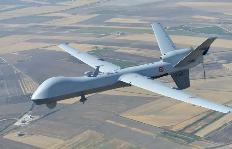 Exponen supuestos vuelos de drones espías