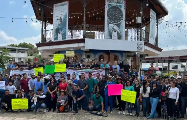 También en Tapachula marchan veterinarios