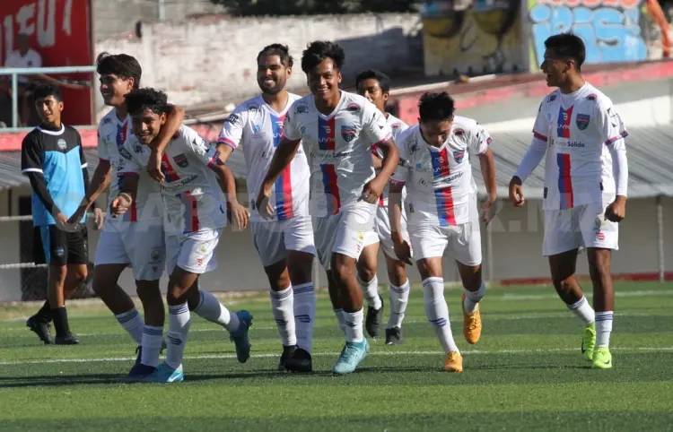 Chifut recobra terreno a costa de UDS FC