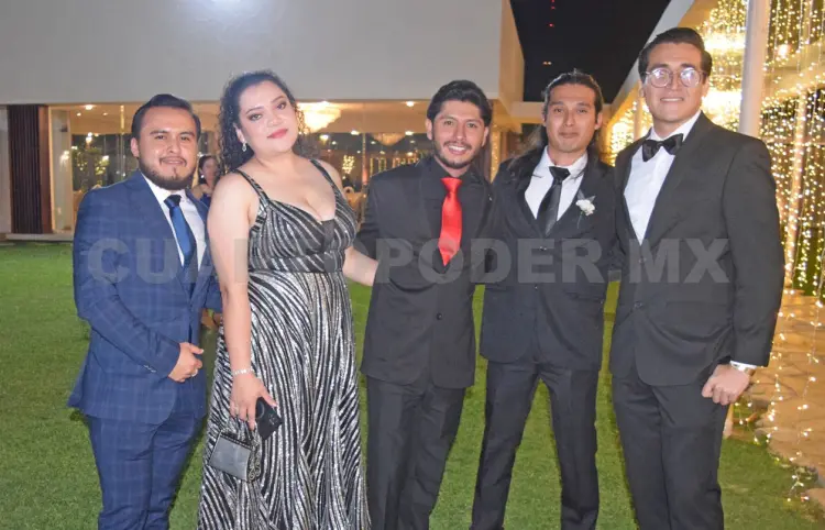 Valeria y Marco se unen en amor