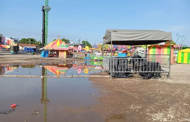 Vendedores de expo feria piden reembolso del cobro de piso