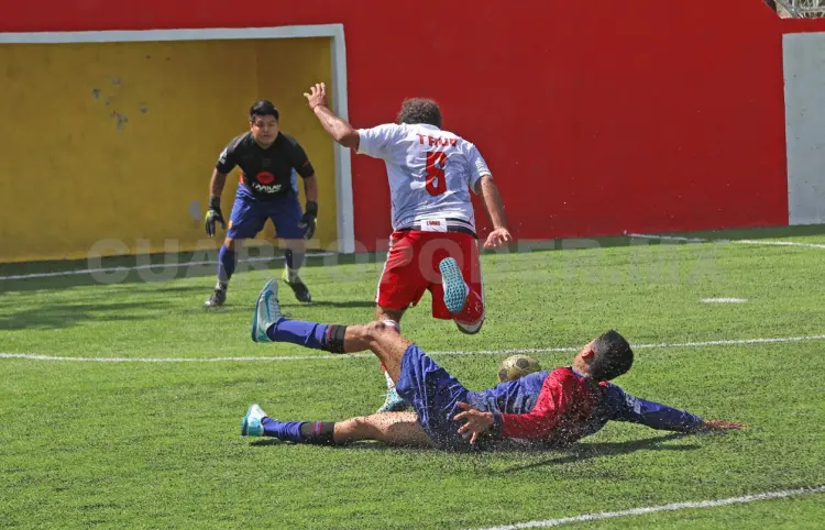 Cayuco FC es el campeón de la Copa Héroes