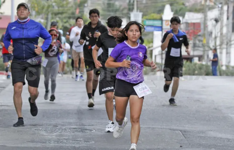 Un éxito la Carrera Chiapas Puede Cobach