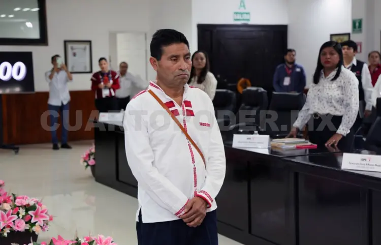 Gana César Gómez elección en Oxchuc