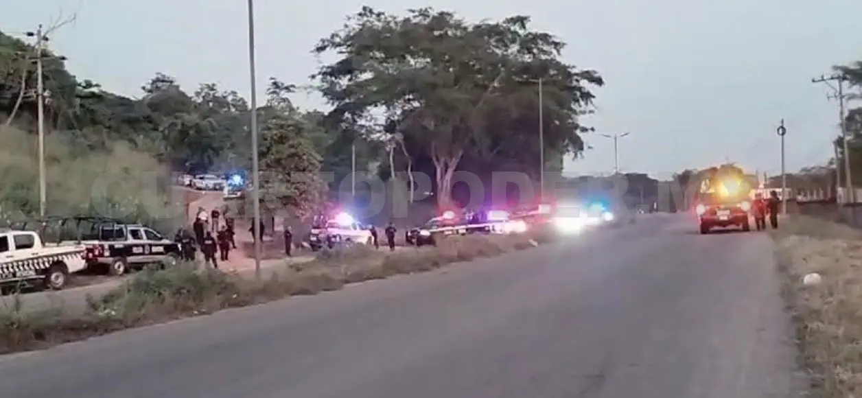 Hallan dos fosas con restos humanos