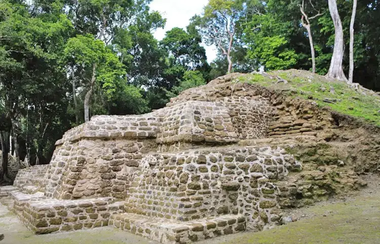 Abre al público el sitio de Ichkabal