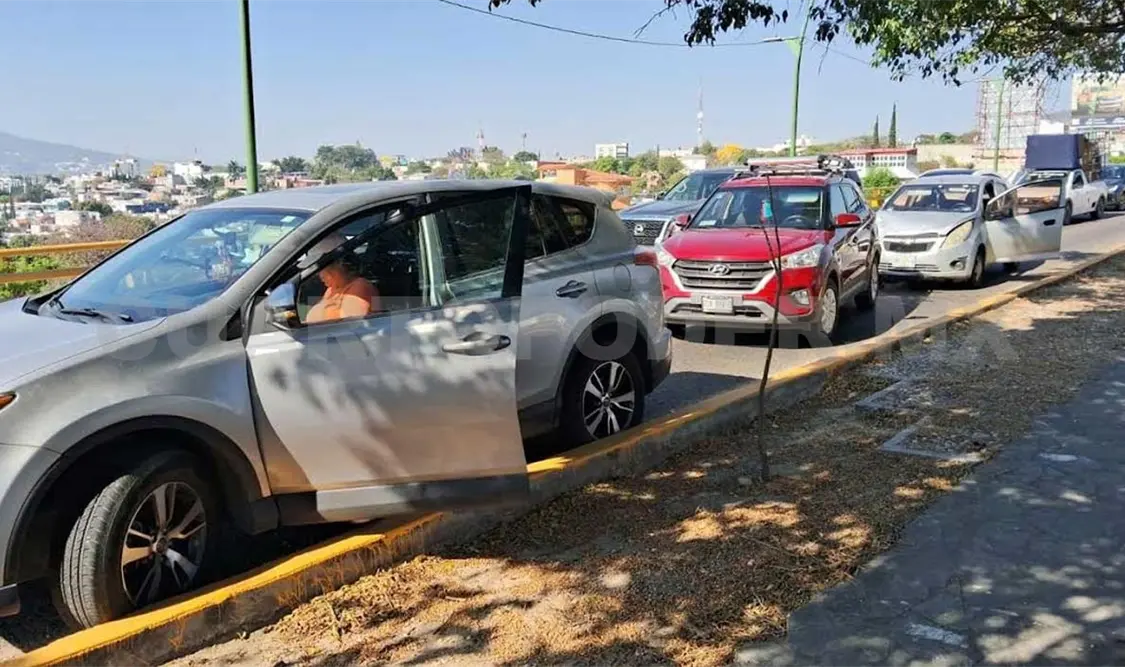 Cuatro choques dejan heridos y daños