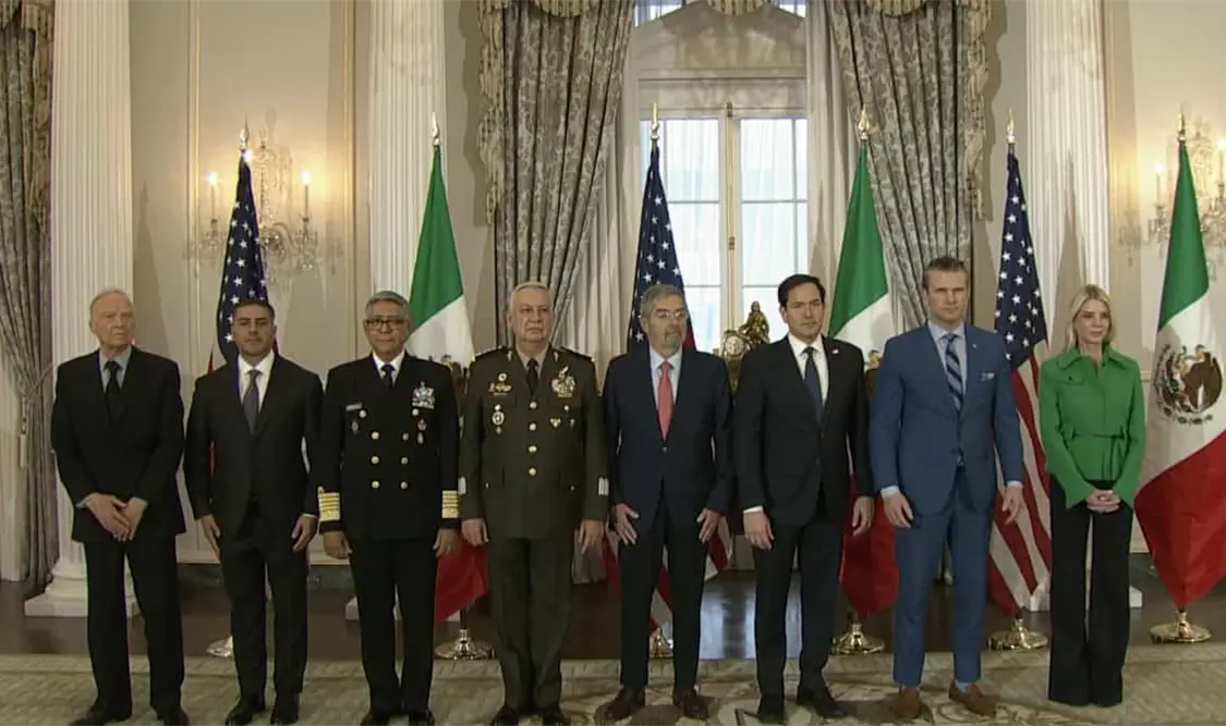 El titular de la SRE inició la visita de trabajo en Washington junto al equipo de Seguridad y el fiscal Alejandro Gertz Manero. Cortesía