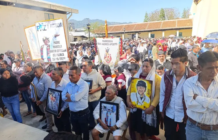Inauguran capilla en honor al padre Marcelo