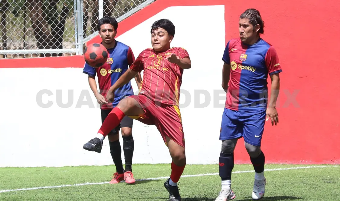 Intensa actividad para este domingo en la cancha del parque del Oriente de esta capital. Carlos López/CP