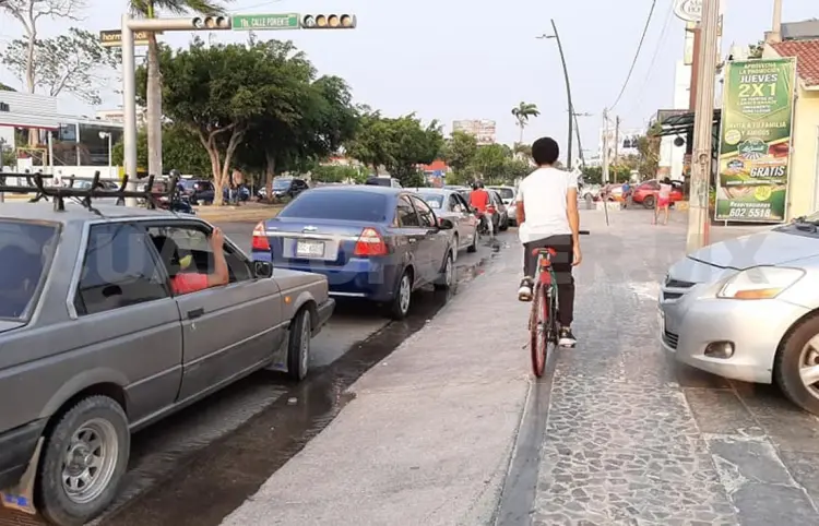 Tuxtla, atrasado en infraestructura vial