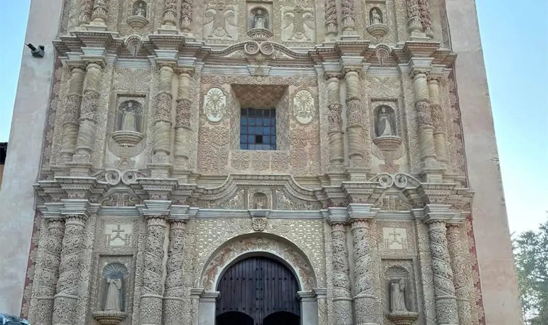 Vuelve a lucir fachada de Santo Domingo