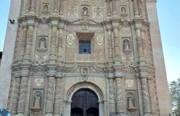 Vuelve a lucir fachada de Santo Domingo