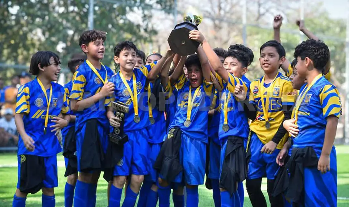 Tigres Tuxtla se corona campeón en una final electrizante