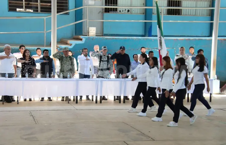 Inicia regreso a clases presenciales en Pantelhó