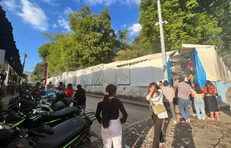 Necesario encontrar un espacio digno para artesanas