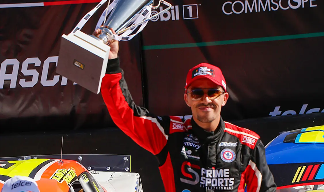 Xavi Razo empieza campaña 2025 con podio