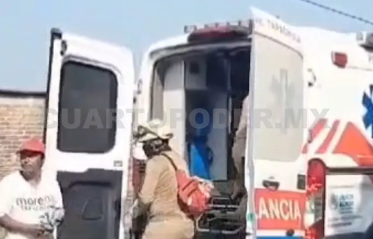 Albañil se electrocuta y queda grave