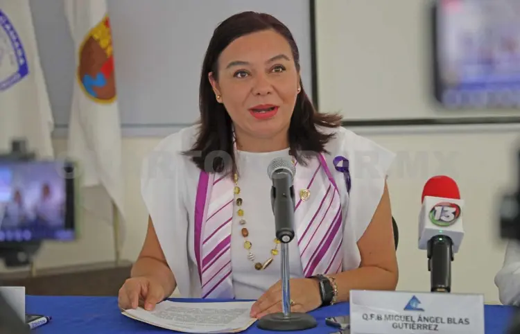 Se fortalecen a las mujeres en la Canaco ServyTur