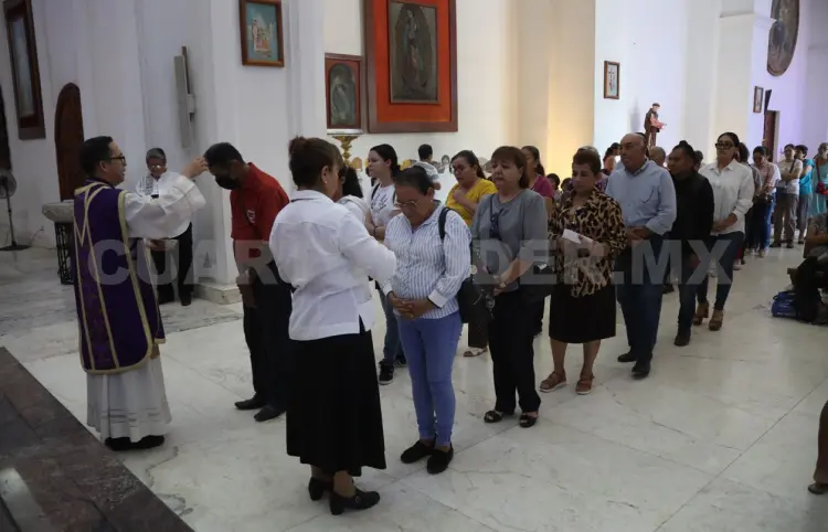 Feligreses celebran inicio de la Cuaresma