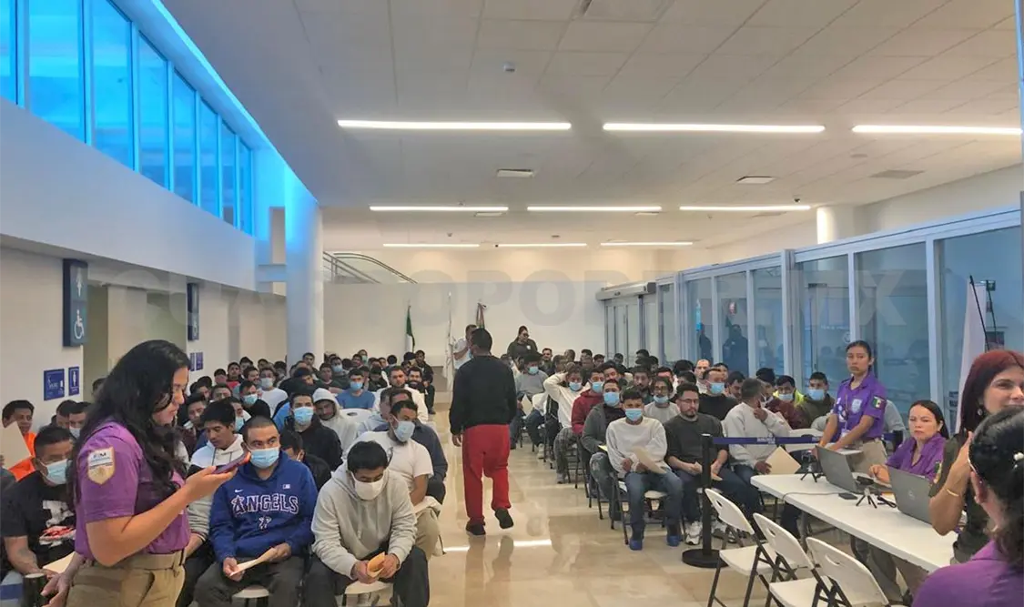 Llegan otros 180 deportados desde Texas, Estados Unidos