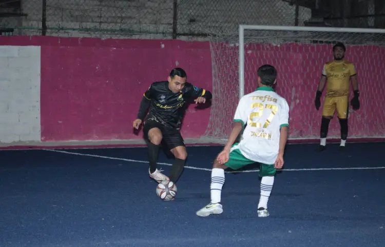 Oxygen busca sellar su pase 
